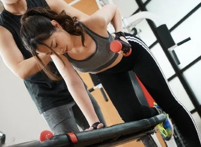 Anh PT số hưởng và người phụ nữ thiếu thốn tình dục quan hệ tình dục với nhau